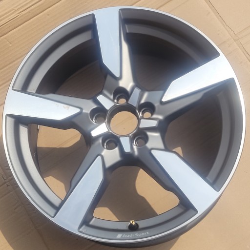 AUDI A1 S-LINE ALU FELGA 82A601025P 7,5JX17 ET46