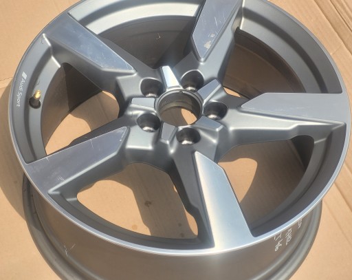 AUDI A1 S-LINE ALU FELGA 82A601025P 7,5JX17 ET46