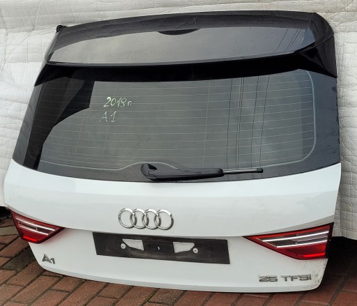 AUDI A1 82A GEPEK GEPEKA BRANIK LAMPE FAROVI