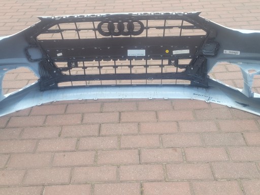 AUDI A4 B9 REDIZAJN BRANIK PREDNJA STRANA 8W0807437 AH AK AM