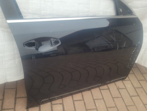 KIA X-CEED XCEED VRATA DESNA  PREDNJA STRANA
