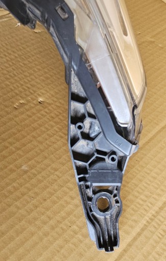 PEUGEOT 208 REDIZAJN 15-19 LAMPA FAR DESNA STRANA Z LED 9810805880 PEUGEOT 208 REDIZAJN 15-19 LAMPA FAR DESNA STRANA Z LED 9810805880