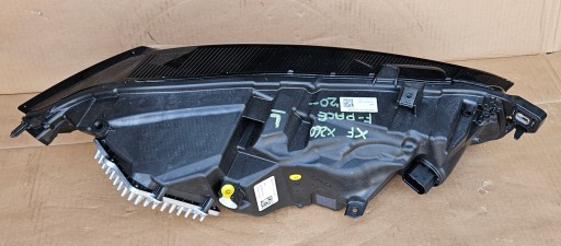 JAGUAR XF II X260 F-PACE X761 REDIZAJN 21-25 LAMPA FAR DESNA STRANA + LIJEVA FULL LED MID