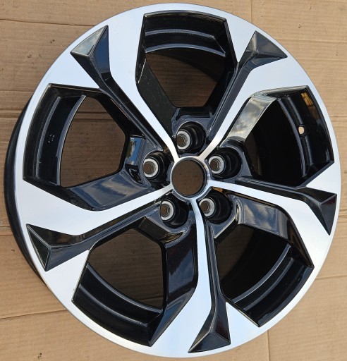 MAZDA CX30 CX 30 ALU FELGA 18X7J ET45 9965C87080 KA036