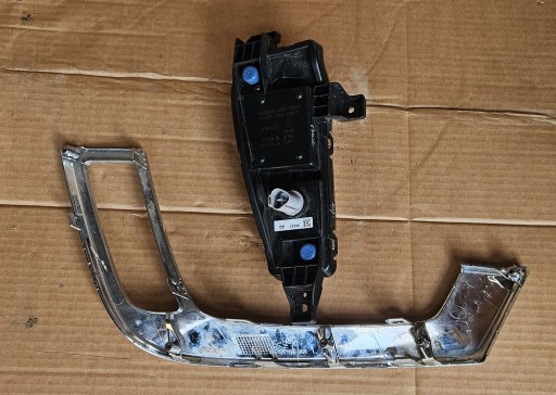 SUZUKI GRAND VITARA SVIJETLO LAMPA FAR DRL LED LIJEVA STRANA ILI DESNA Z CHROMEM SUZUKI GRAND VITARA SVIJETLO LAMPA FAR DRL LED LIJEVA STRANA ILI DESNA Z CHROMEM