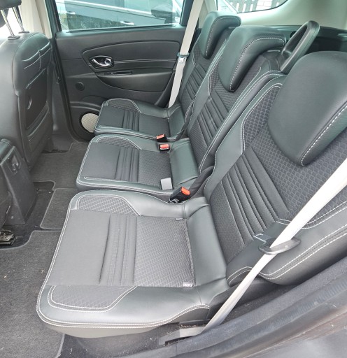 RENAULT GRAND SCENIC 1.6 DCI 130KS BI XENON S&S BOSE 2016R. 104 TISUČA KS RENAULT GRAND SCENIC 1.6 DCI 130KS BI XENON S&S BOSE 2016R. 104 TISUČA KS