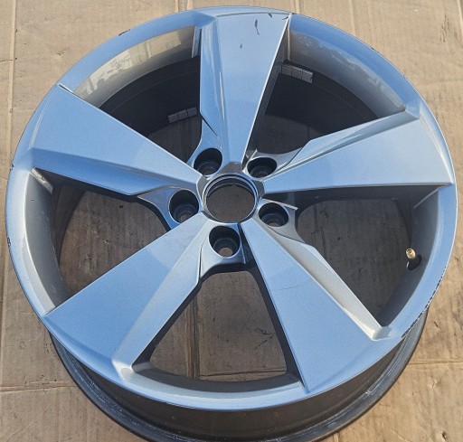 SEAT TOLEDO 4 ALU FELGA 7JX17H2 ET46 6JA601025F