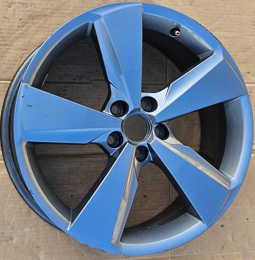 SEAT TOLEDO 4 ALU FELGA 7JX17H2 ET46 6JA601025F