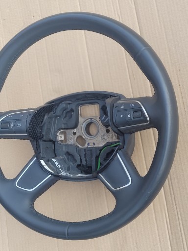 AUDI A3 A4 A5 Q3 12-15 VOLAN KOŽA