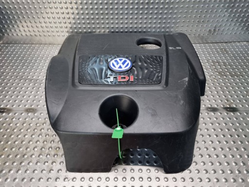 POKLOPAC GORNJA MOTORA 038103925AJ VW GOLF IV BORA 1.9 TDI