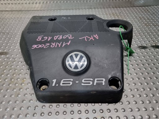 POKLOPAC GORNJA MOTORA 06A103925AC VW GOLF IV BORA 1.6 SR