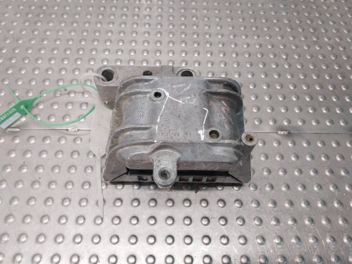 NOSAČ  MOTORA 1K0199262P VW PASSAT B6 B7 1.9 TDI