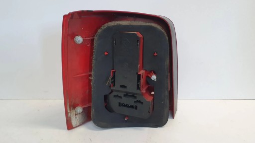 LAMPA FAR ZADNJI DESNI VW PASSAT B5 KARAVAN 95- DEPO