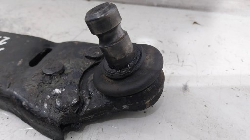 VILICA DESNI PREDNJI 7G9N3A052FH VOLVO V60 S60 II V70 III S80