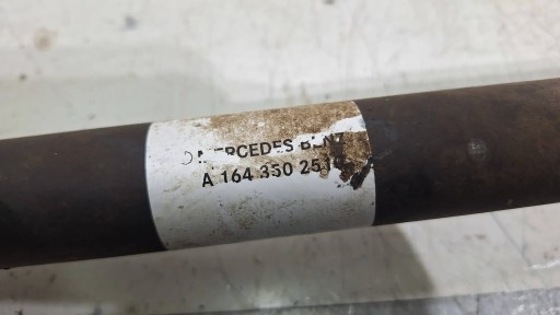 POLUOSOVINA DESNI ZADNJI A1643502510 MERCEDES ML W164 GL X164 REDIZAJN 350 3.0 CDI POLUOSOVINA DESNI ZADNJI A1643502510 MERCEDES ML W164 GL X164 REDIZAJN 350 3.0 CDI