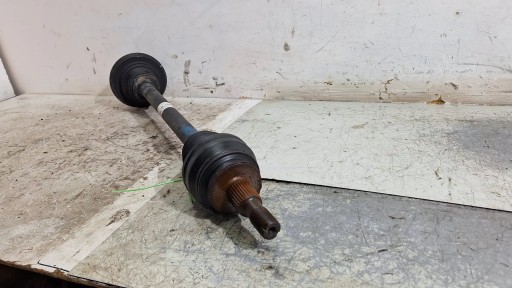 POLUOSOVINA  LIJEVI ZADNJI A1663506800 MERCEDES GLE ML W166 C292 4MATIC