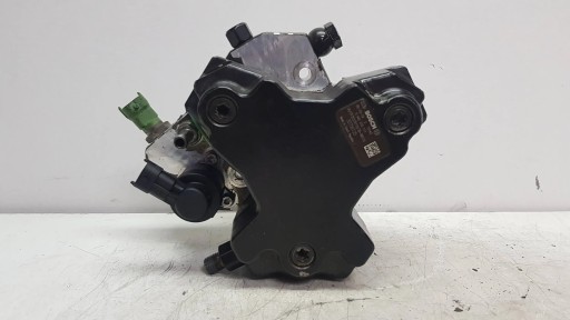 PUMPA INJEKTORA 30756125 0445010111 VOLVO S80 S60 V70 XC90 2.4 D5244T