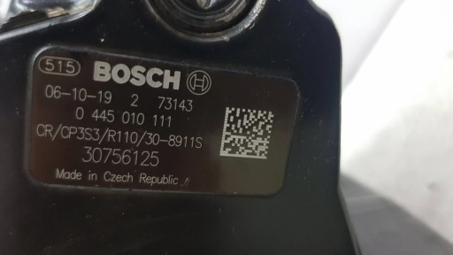 PUMPA INJEKTORA 30756125 0445010111 VOLVO S80 S60 V70 XC90 2.4 D5244T