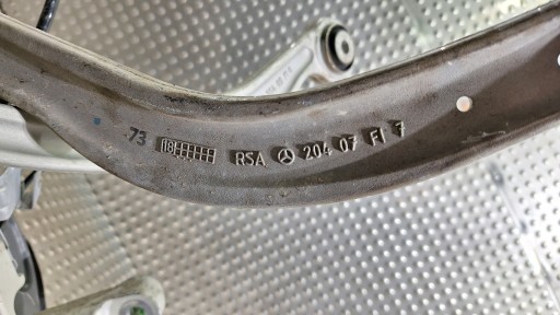 RUKAVAC VILICE DESNI ZADNJI A2053572600 A2053521900 MERCEDES C W205 4MATIC