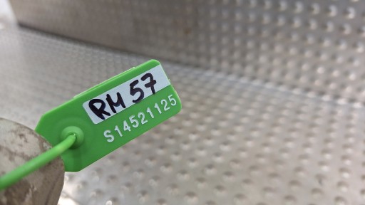 RUKAVAC VILICE DESNI ZADNJI A2053572600 A2053521900 MERCEDES C W205 4MATIC