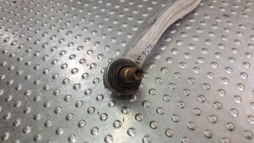 VILICA DESNI PREDNJI 20305 MERCEDES C W203 CLK W209 SLK R171