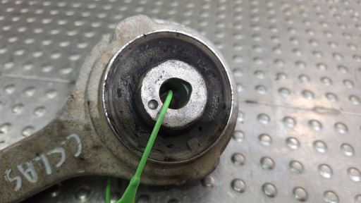 VILICA DESNI PREDNJI 20305 MERCEDES C W203 CLK W209 SLK R171