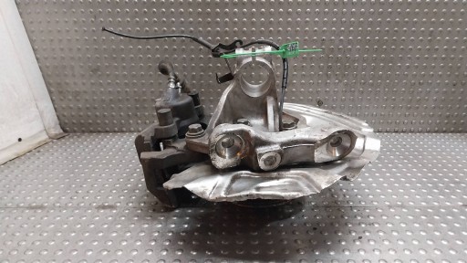 RUKAVAC GLAVČINA CILINDAR LIJEVI PREDNJI 6764443 BMW E90 E91 E92 E93 E81 E82 E87 RUKAVAC GLAVČINA CILINDAR LIJEVI PREDNJI 6764443 BMW E90 E91 E92 E93 E81 E82 E87