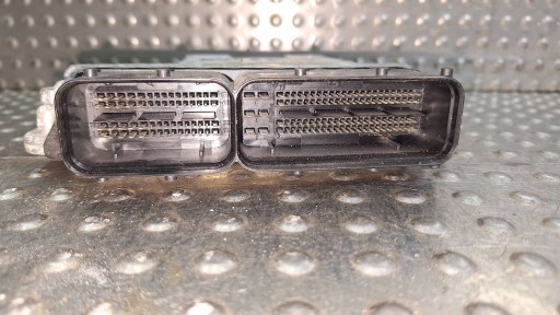 KOMPJUTER MODUL MOTORA 03C906026AF VW BEETLE 5C 1.4 TSI KOMPJUTER MODUL MOTORA 03C906026AF VW BEETLE 5C 1.4 TSI