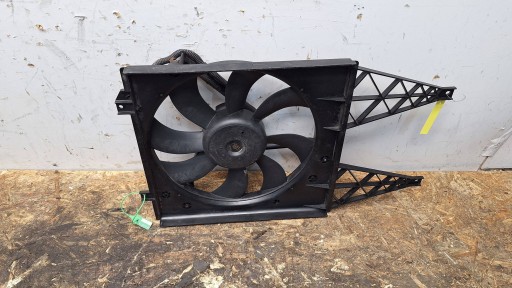 VENTILATOR HLADNJAKA 6Q0121207L SKODA ROOMSTER IBIZA III POLO 9N FABIA I VENTILATOR HLADNJAKA 6Q0121207L SKODA ROOMSTER IBIZA III POLO 9N FABIA I