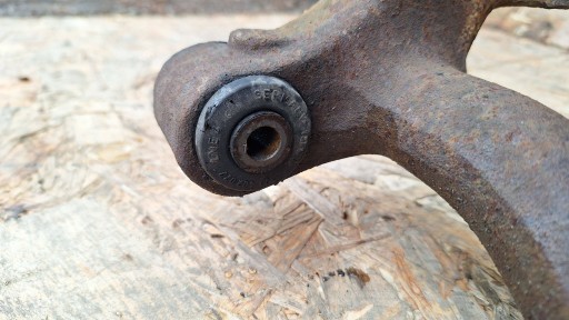 BALANS ŠTANGA / KRAJNIK ZAKRETNI VILICA LIJEVI PREDNJI KOMPLET 701407047A VW TRANSPORTER T4