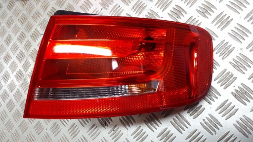 LAMPA FAR ZADNJA  DESNA STRANA AUDI A4 8K0 LIMUZINA / SEDAN 08R->12R