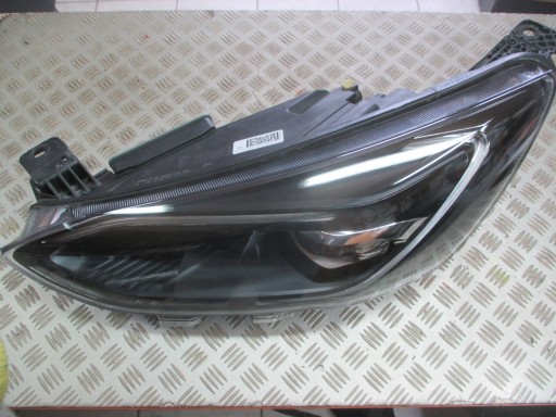 LAMPA FAR LIJEVA STRANA PREDNJA FULL LED FORD FOCUS IV 18R-