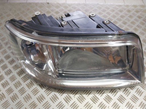 LAMPA FAR DESNA STRANA PREDNJA VW T5 TRANSPORTER 2003R->