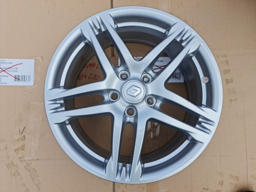 FELGA RENAULT 8.25 X 18 , ET 48