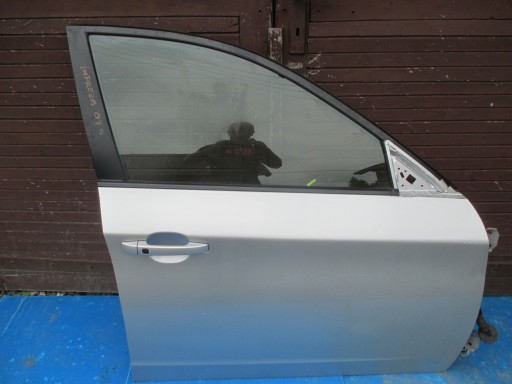 VRATA DESNA  PREDNJA STRANA SUBARU IMPREZA III HATCHBACK (OBIČNI) 07R-