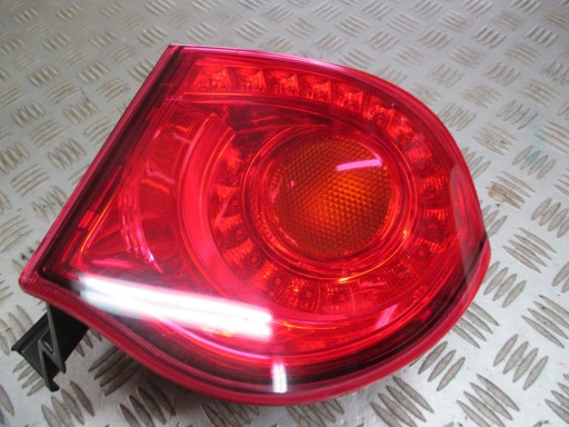 LAMPA FAR ZADNJA  LIJEVA STRANA ILI DESNA ALFA ROMEO GIULIETTA 10