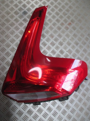 LAMPA FAR ZADNJA  DESNA STRANA LED VOLVO V40 2012R->