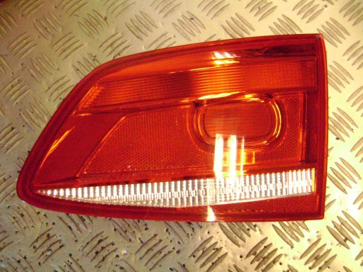 LAMPA FAR ZADNJA  LIJEVA STRANA VW PASSAT B7 KARAVAN