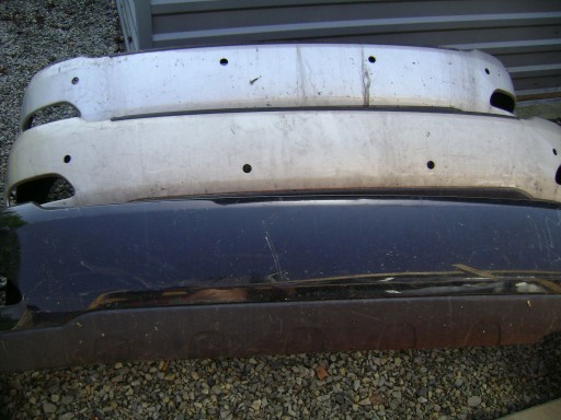 BRANIK ZADNJI LEXUS 300 330 350 400 04-08
