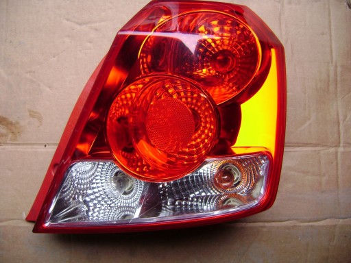 LAMPA FAR ZADNJA  DESNI ILI LIJEVI DAEWOO KALOS HATCHBACK (OBIČNI) 02->