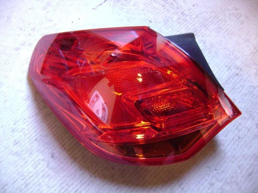 LAMPA FAR ZADNJA  LIJEVA STRANA OPEL ASTRA J IV HATCHBACK (OBIČNI)