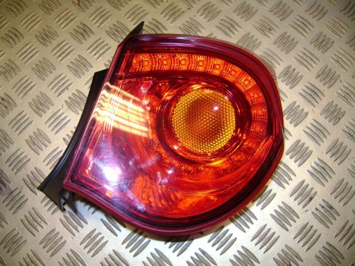 LAMPA FAR LIJEVA STRANA ILI DESNA ALFA ROMEO GIULIETTA ZADNJA