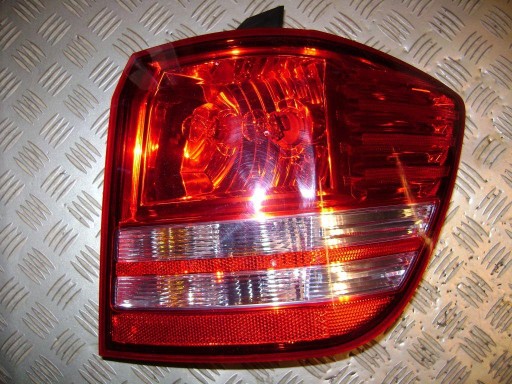 DESNA STRANA LAMPA FAR ZADNJA DODGE JOURNEY