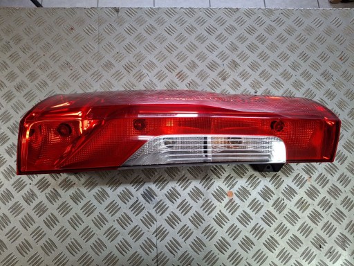 LAMPA FAR ZADNJA  LIJEVA STRANA MERCEDES SPRINTER W910 W907 2018R->