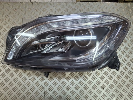 LAMPA FAR LIJEVA STRANA PREDNJA BI-XENON ILS MERCEDES ML W166 2011R->