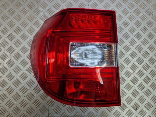 LAMPA FAR ZADNJA  LIJEVA STRANA ILI DESNA LED SKODA YETI REDIZAJN 2013R->