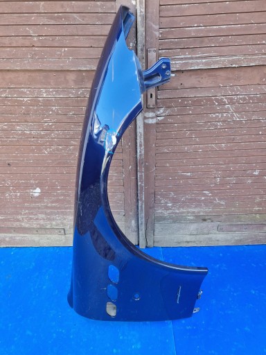 BLATOBRAN DESNA STRANA PREDNJA MASERATI QUATTROPORTE V 2004R->