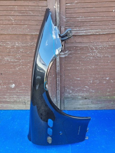 BLATOBRAN DESNA STRANA PREDNJA MASERATI QUATTROPORTE V 2004R->