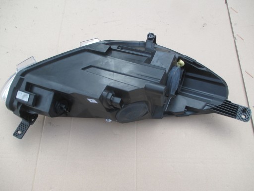 LAMPA FAR LIJEVA STRANA PREDNJA FORD FIESTA MK8 2017R->