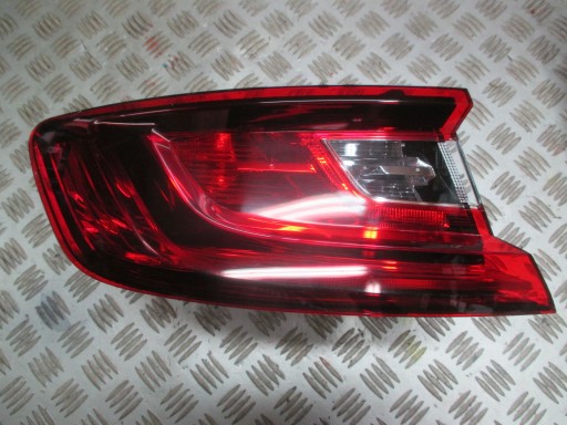 LAMPA FAR DESNA STRANA ILI LIJEVA RENAULT MEGANE IV HATCHBACK (OBIČNI) 15R-